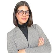 LEZIONI DI TEDESCO PER TUTTI I LIVELLI: Laurea triennale in mediazione linguistica e culturale, Laurea magistrale in traduzione e interpretariato. Lingua di indirizzo: tedesco. 
Erasmus in Germania. Esperienza pregressa nell’ insegnamento